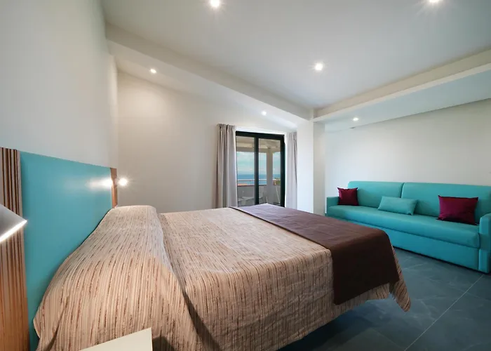 Hotel Marinella Parking Wi-Fi Spiaggia Attrezzata