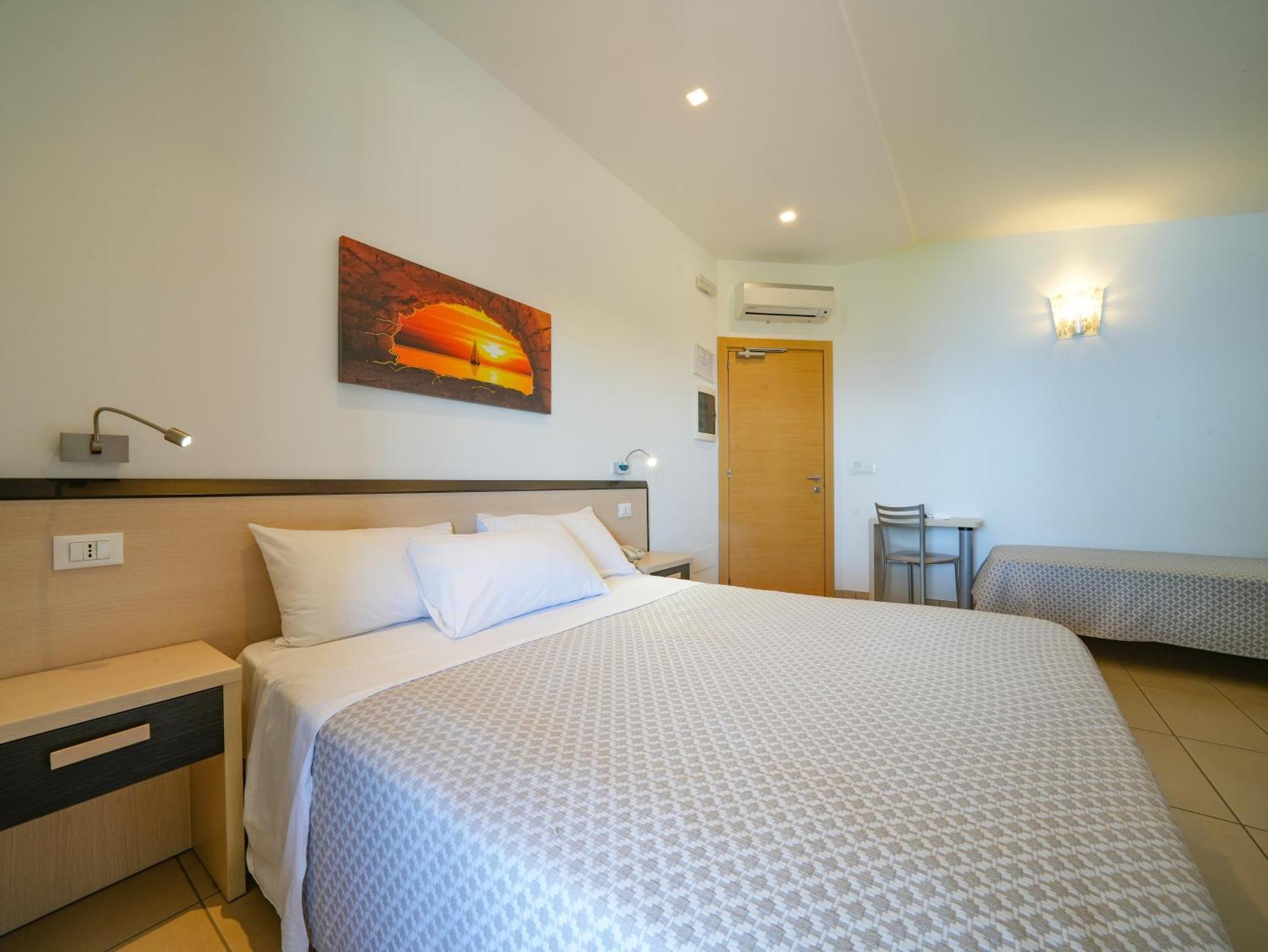 Hotel Marinella Parking Wi-fi Attrezzata Capo Vaticano