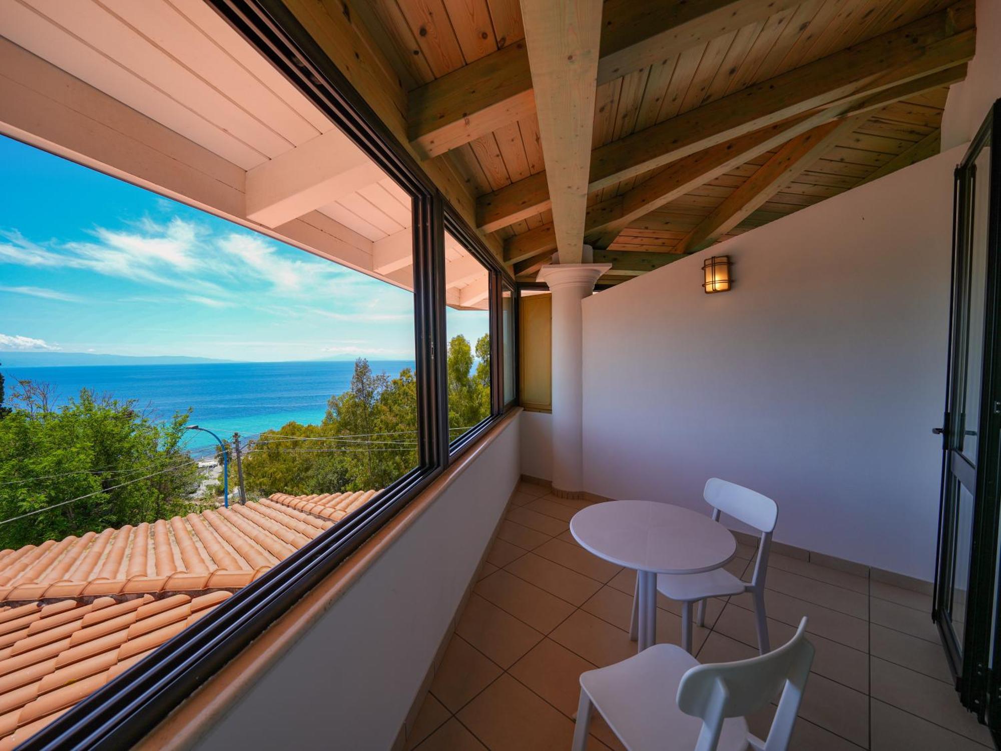 Hotel Marinella Parking Wi-fi Attrezzata