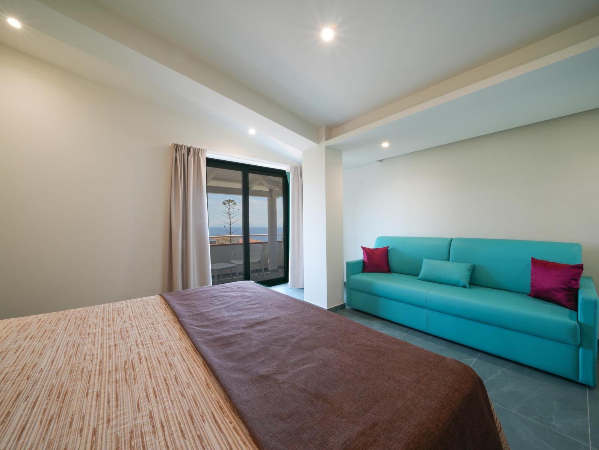 Marinella Parking Wi-fi Attrezzata 3* Capo Vaticano