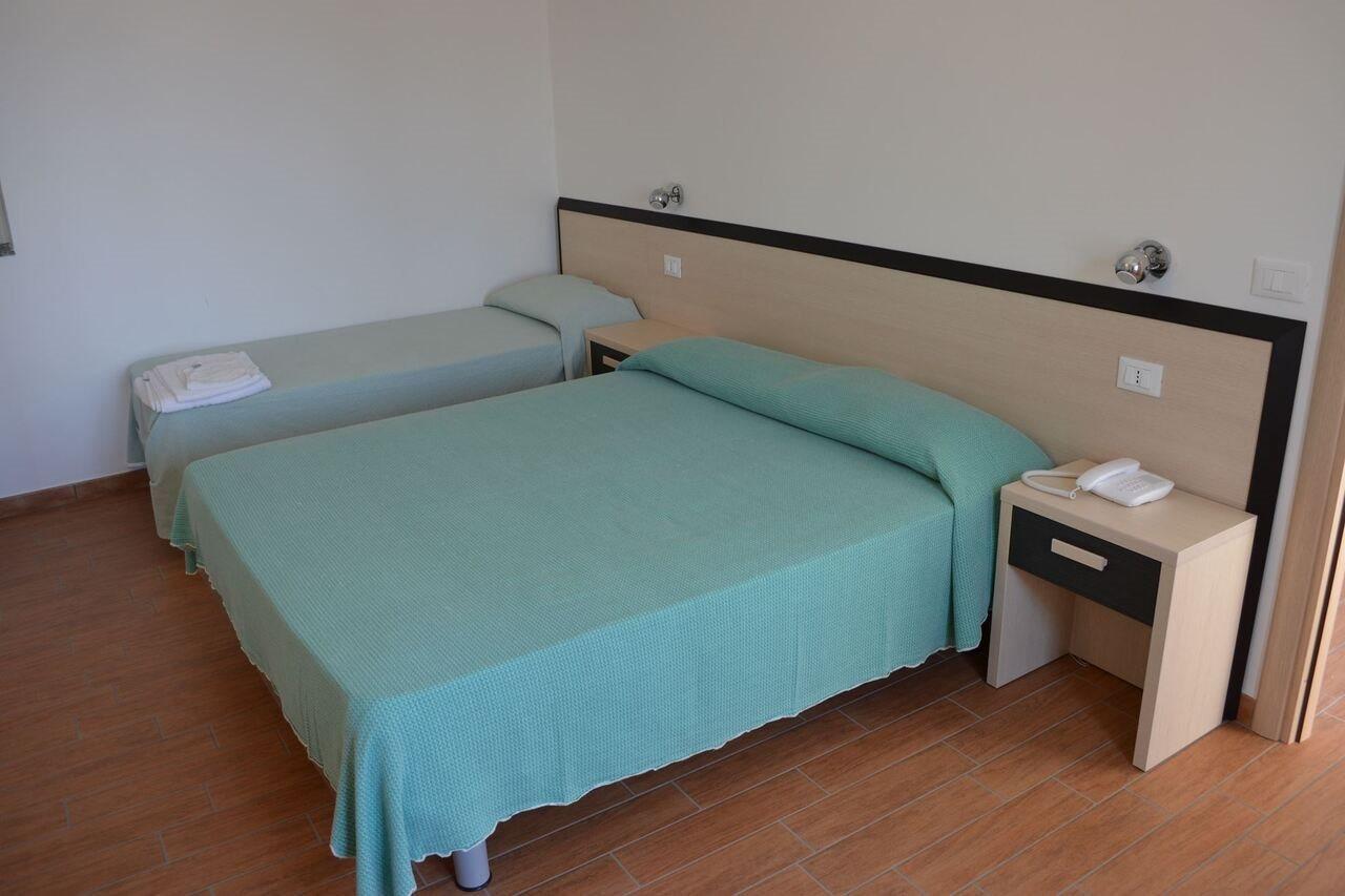 Marinella 3*