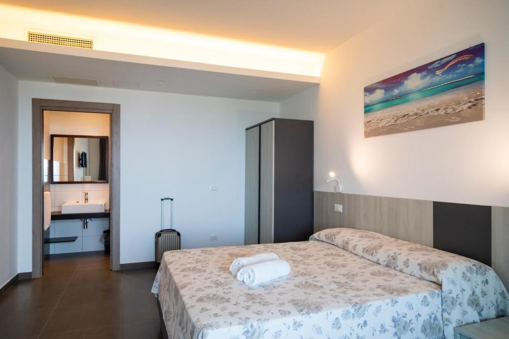 Marinella Hotel 3*