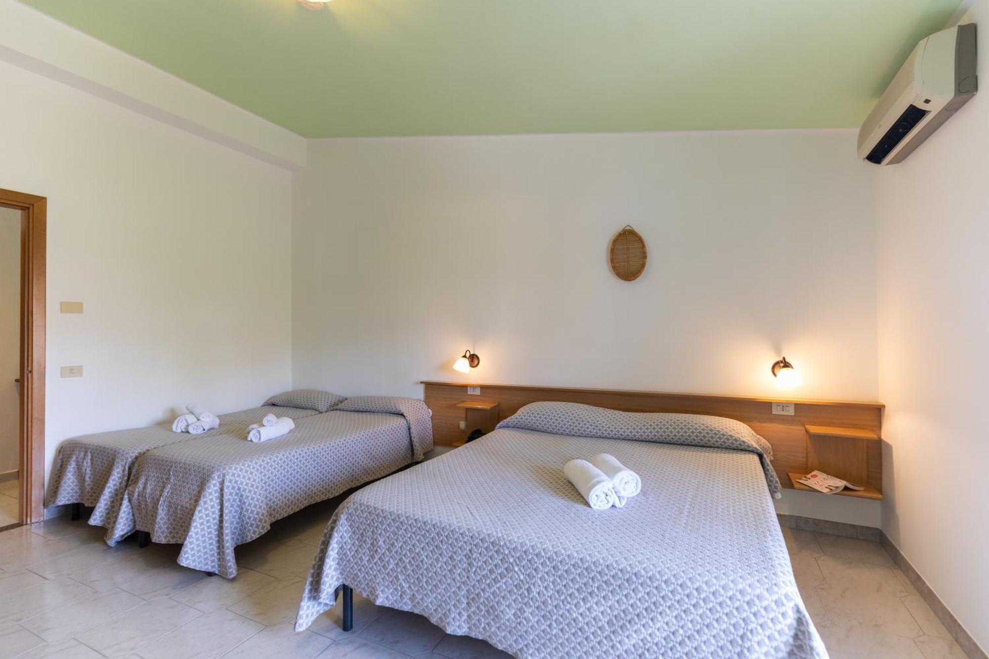 Marinella Hotel Capo Vaticano