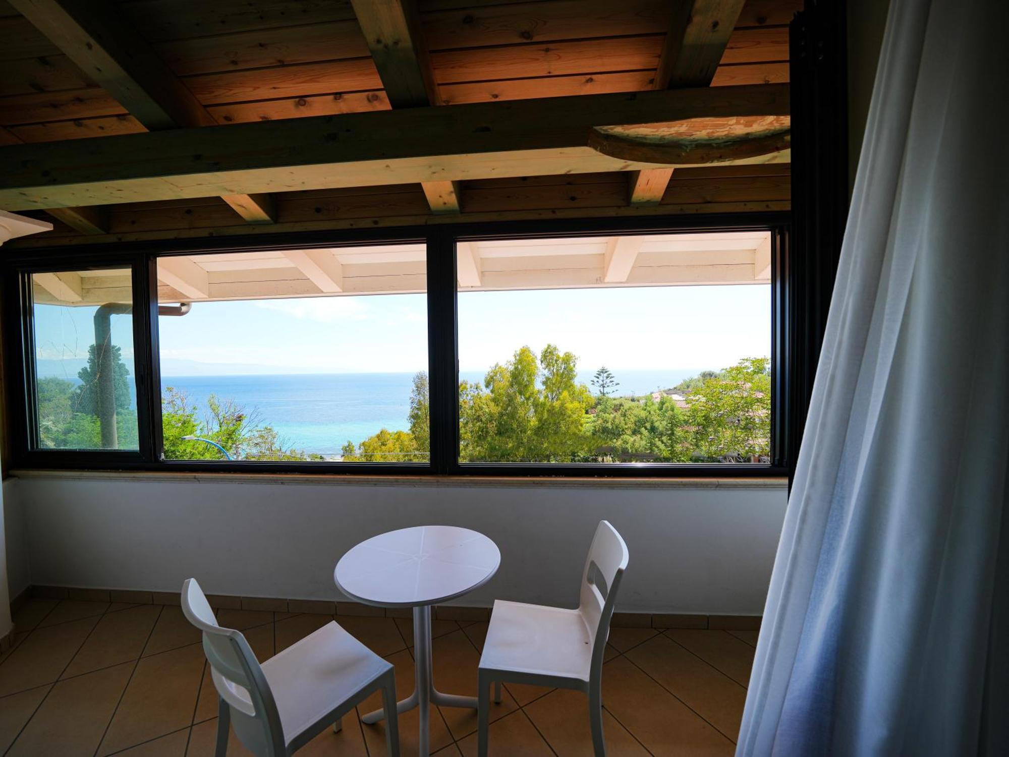 Marinella Parking Wi-fi Attrezzata 3*
